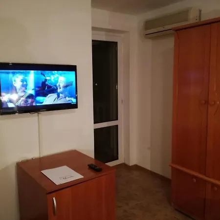 Tzonevi Pensionat 3*